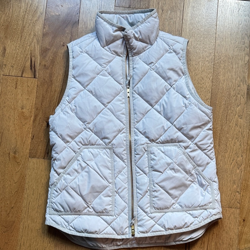 Quilted Loght Grey Vest